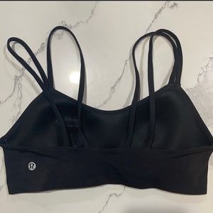 Lululemon like a cloud bra